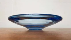 Bol en verre danois de style mid-century moderne par Per Lütken pour Holmegaard, années 1960.