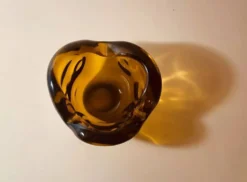 Bol en verre Gyula Budveszel, Hongrie années 1990