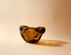Bol en verre Gyula Budveszel, Hongrie années 1990