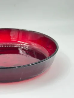 Bol en verre pressé rouge rubis vintage