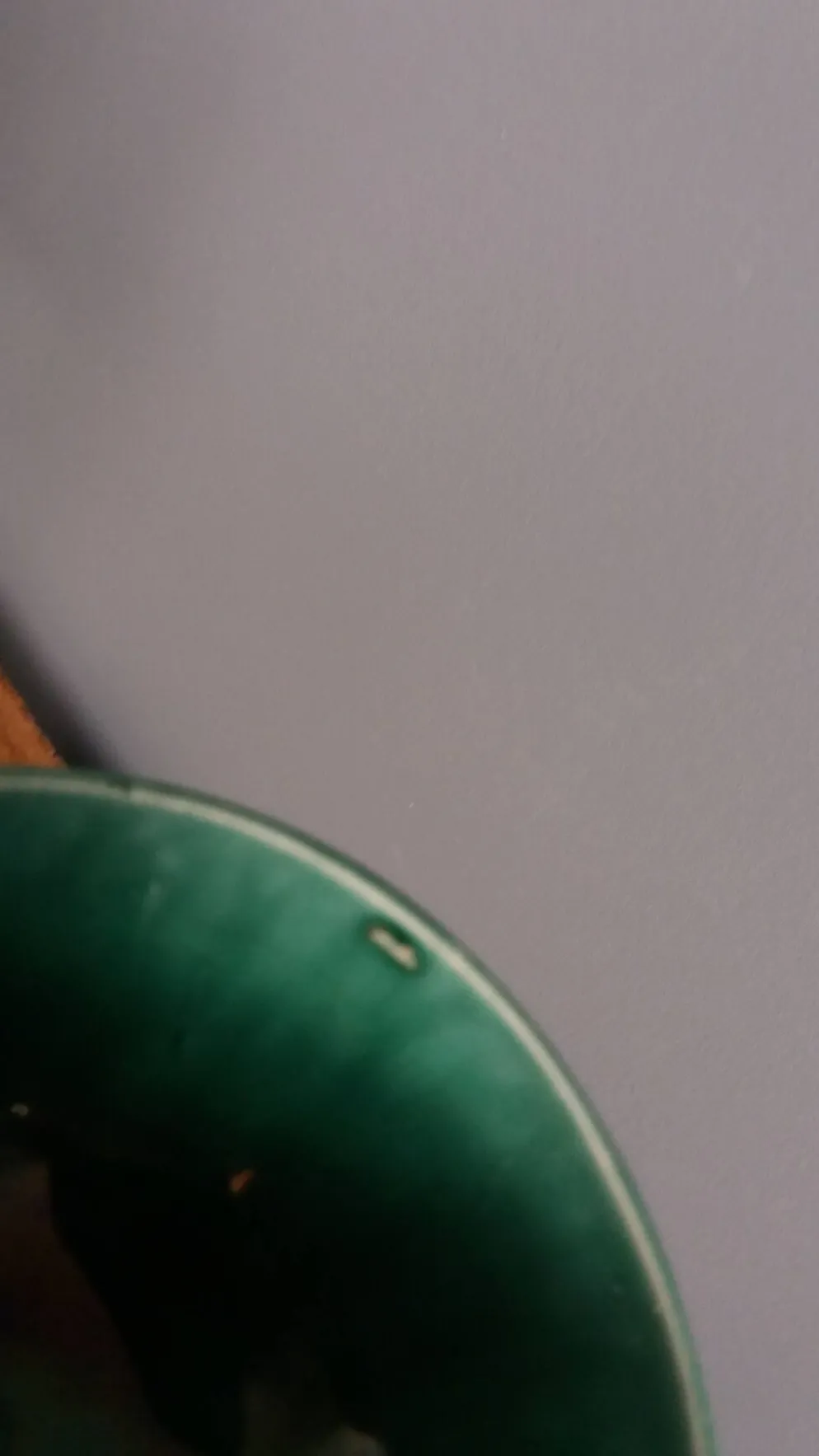 Bols côtelés en céramique émaillée vert émeraude