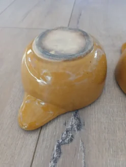 2 bols à oreilles anciens