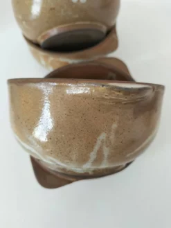4 bols à oreilles en grès flammé artisanal vintage