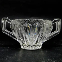 Bol à sucre au nouveau look postmoderne, en verre transparent pressé, Huta Hortensja, Pologne, années 1970.