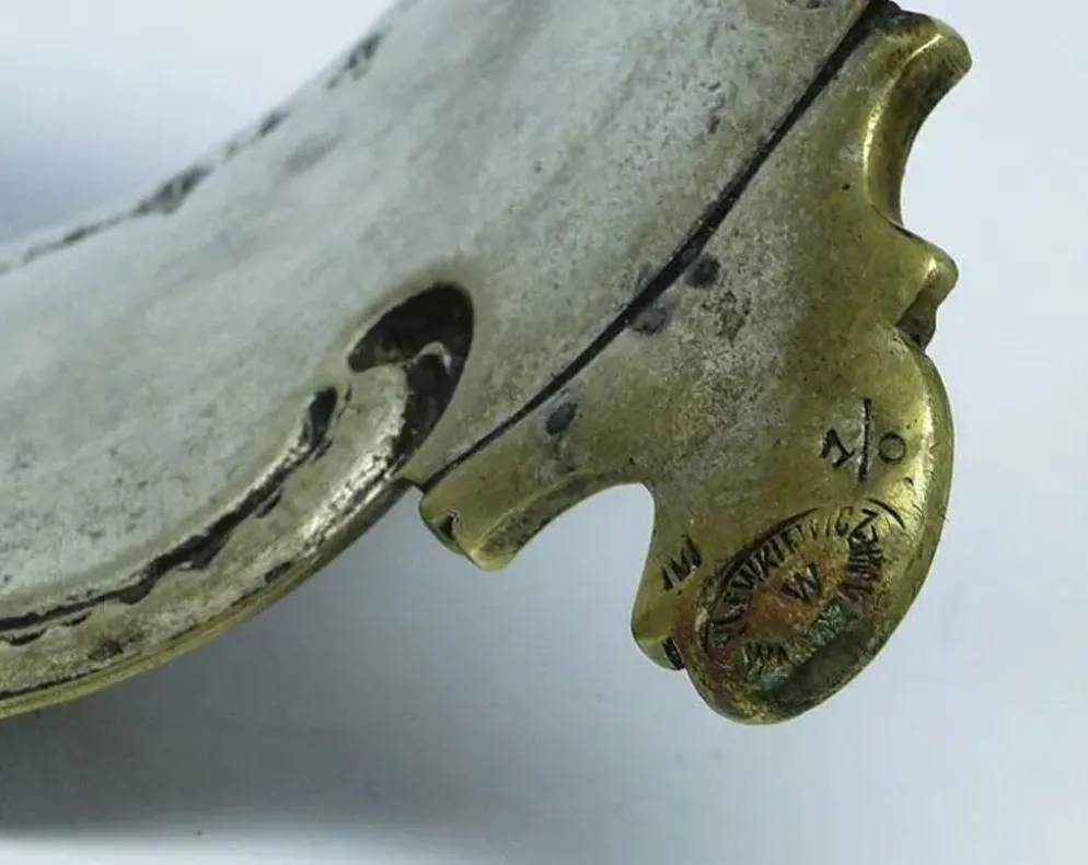 Bol à sucre rococo, laiton plaqué argent, Pologne, début du 20e siècle