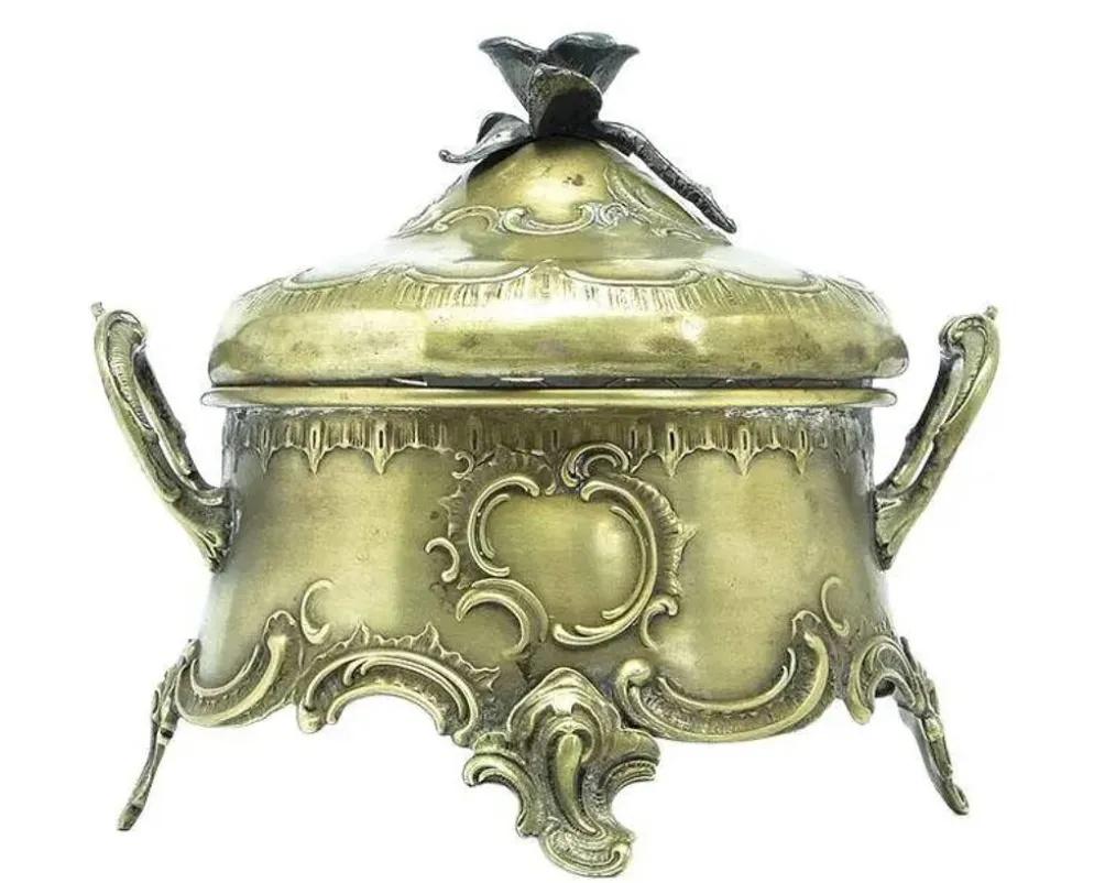 Bol à sucre rococo, laiton plaqué argent, Pologne, début du 20e siècle