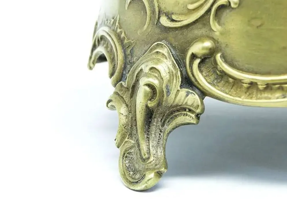 Bol à sucre rococo, laiton plaqué argent, Pologne, début du 20e siècle