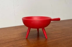 Bol tripod rouge en bois de style mid-century moderne de Paavo Asikainen, Finlande, années 1960