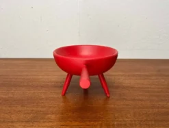 Bol tripod rouge en bois de style mid-century moderne de Paavo Asikainen, Finlande, années 1960