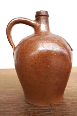 Bonbonne ou bouteille en terre cuite