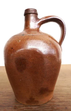 Bonbonne ou bouteille en terre cuite