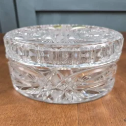 Bonbonnière cristal de Bohême taillé main vintage Tchécoslovaquie