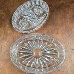 Bonbonnière cristal de Bohême taillé main vintage Tchécoslovaquie
