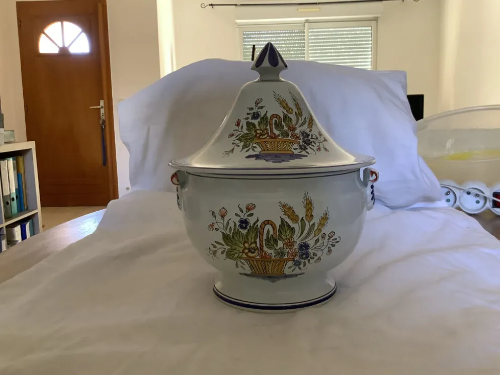 Bonbonnière décor de Rouen