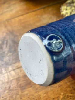 Bonbonnière en grès vernissé bleu