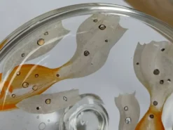 Bonbonnière en verre bohémien antique des années 1930, soufflée à la main et peinte, Art Déco