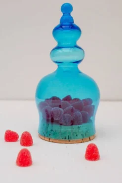 Bonbonnière en verre soufflé à la main par Bertil Vallien pour Kosta Boda, années 1970