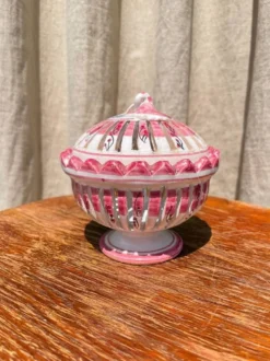 Bonbonnière porcelaine ajourée vintage