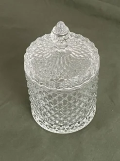 Bonbonnière / pot à coton en verre moulé effet cristal