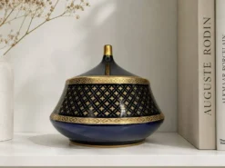 Bonbonnière vintage en porcelaine bleu cobalt et dorée