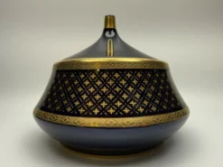 Bonbonnière vintage en porcelaine bleu cobalt et dorée