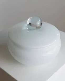 Bonbonnière vintage Murano avec couvercle - blanc et transparent, intemporelle - Italie années 1970 - décoration de table, art du verre, idée cadeau rétro