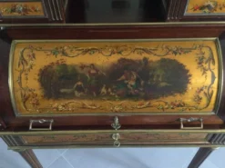 Bonheur Du Jour De Style Louis XVI En Acajou
