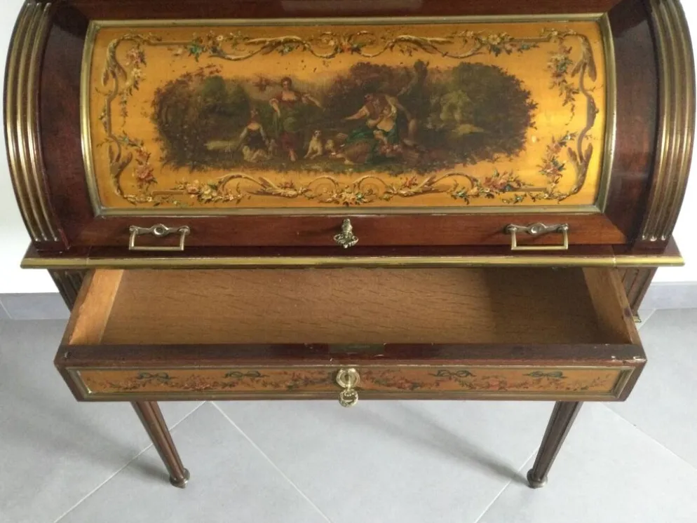 Bonheur Du Jour De Style Louis XVI En Acajou