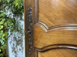 Bonnetière Louis XV en merisier début XIXème