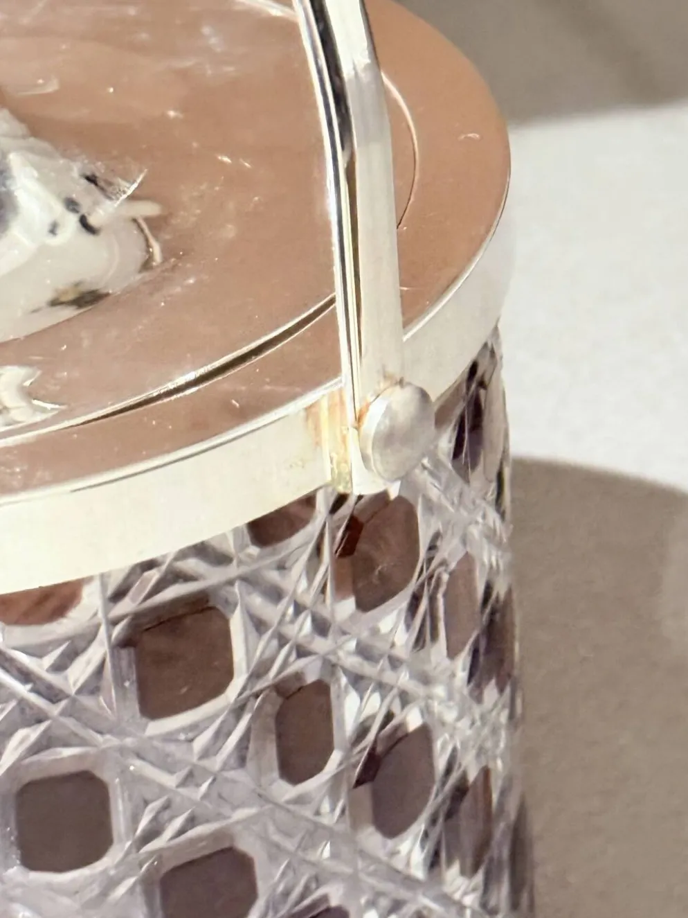 Boîte à biscuits, seau à glace vintage en cristal taillé et métal argenté