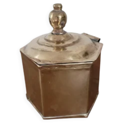 Boîte en laiton hexagonale