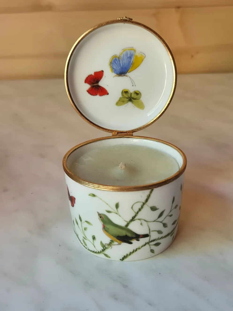 Boîte en porcelaine Raynaud Limoges vintage avec décoration d'oiseaux et de fleurs