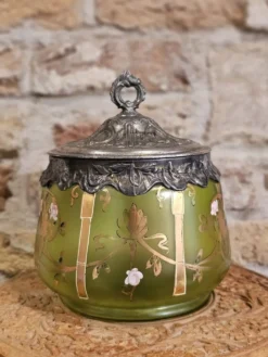 Boîte en verre bohémien antique Carl Hosch vers 1906