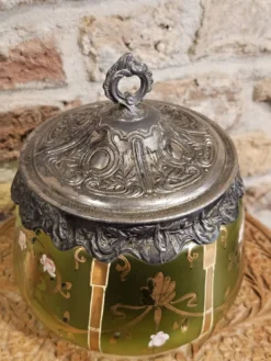 Boîte en verre bohémien antique Carl Hosch vers 1906