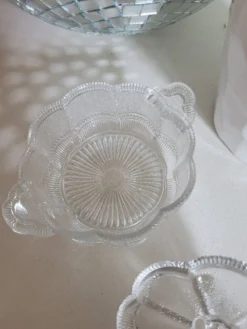 Boîte en verre moulé