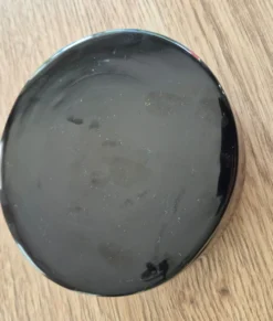 Boîte ronde et ses 6 sous-verres en bois laqué peint à la main