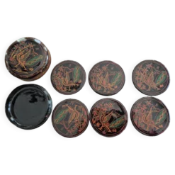 Boîte ronde et ses 6 sous-verres en bois laqué peint à la main