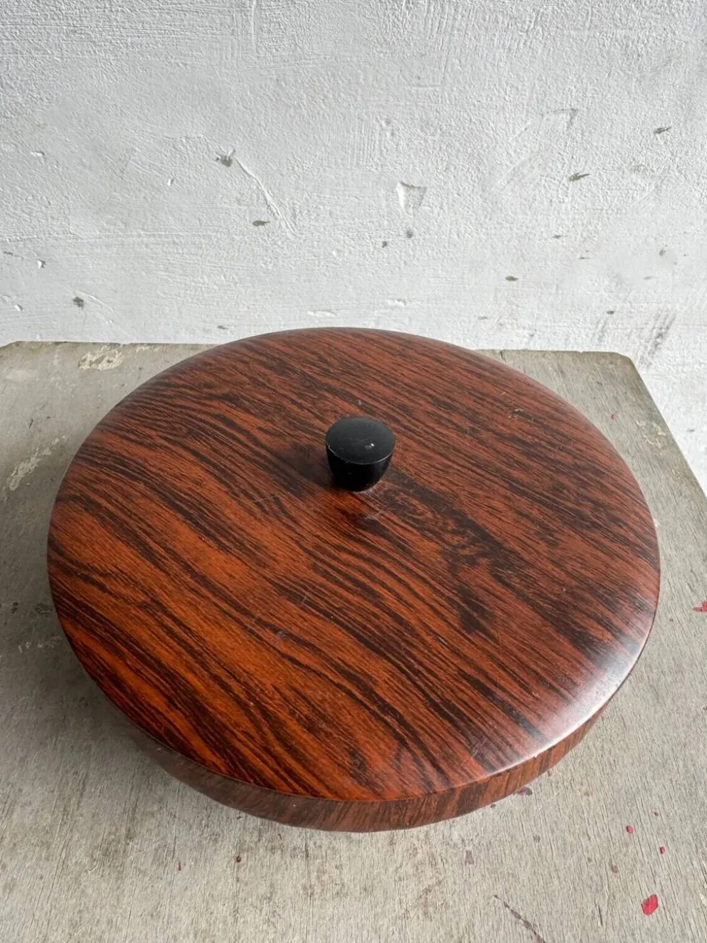 Boîte vintage en métal imitation teck, années 1960
