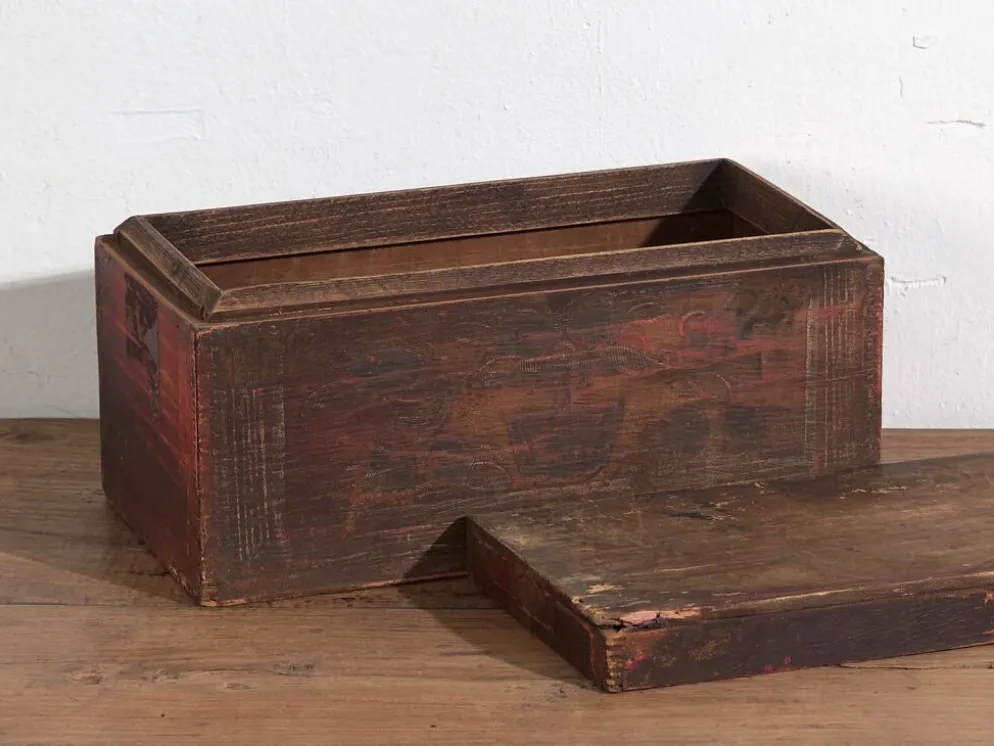 Boîtier ancien de couleur foncée (c.1900) #26