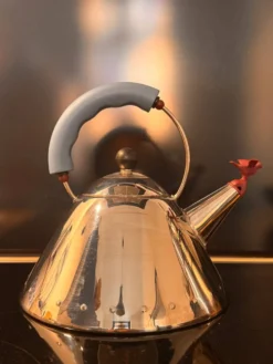 Bouilloire induction Michael Graves pour Alessi