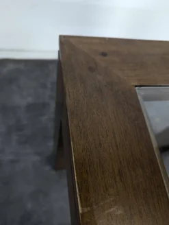 Bout de canapé carré en bois exotique à plateau verre
