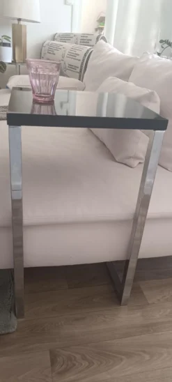 Bout de canapé en C design contemporain — Acier chromé lourd et platea