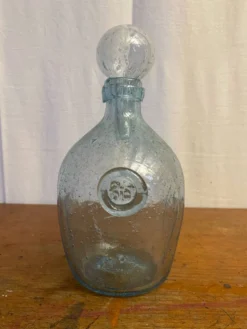 Bouteille ancienne Biot verre soufflé bullé bleu + bouchon vintage