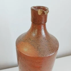 Bouteille ancienne en grès
