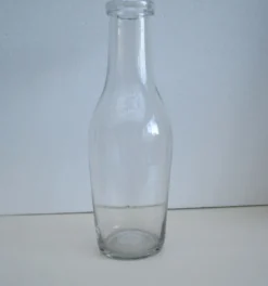 Bouteille ancienne en verre soufflé