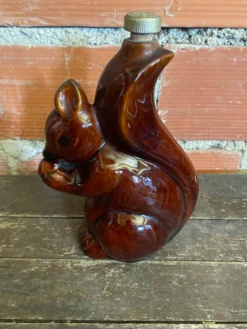 Bouteille Ancienne Grès Émaillée Forme Écureuil Marron + Bouchon Vinta