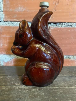 Bouteille Ancienne Grès Émaillée Forme Écureuil Marron + Bouchon Vinta