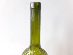 Bouteille ancienne verte fantaisie