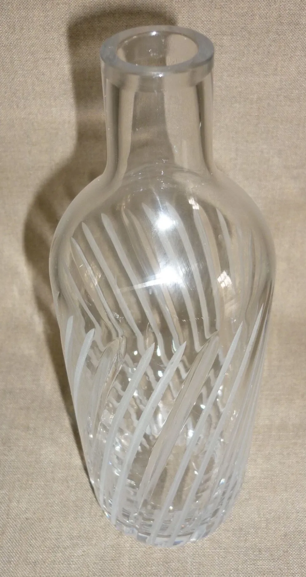 Bouteille ciselée en verre