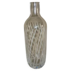 Bouteille ciselée en verre